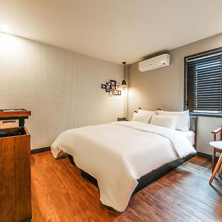 นัมเบอร์25 โฮเทล ควางกันรี Hotel ปูซาน ภายนอก รูปภาพ
