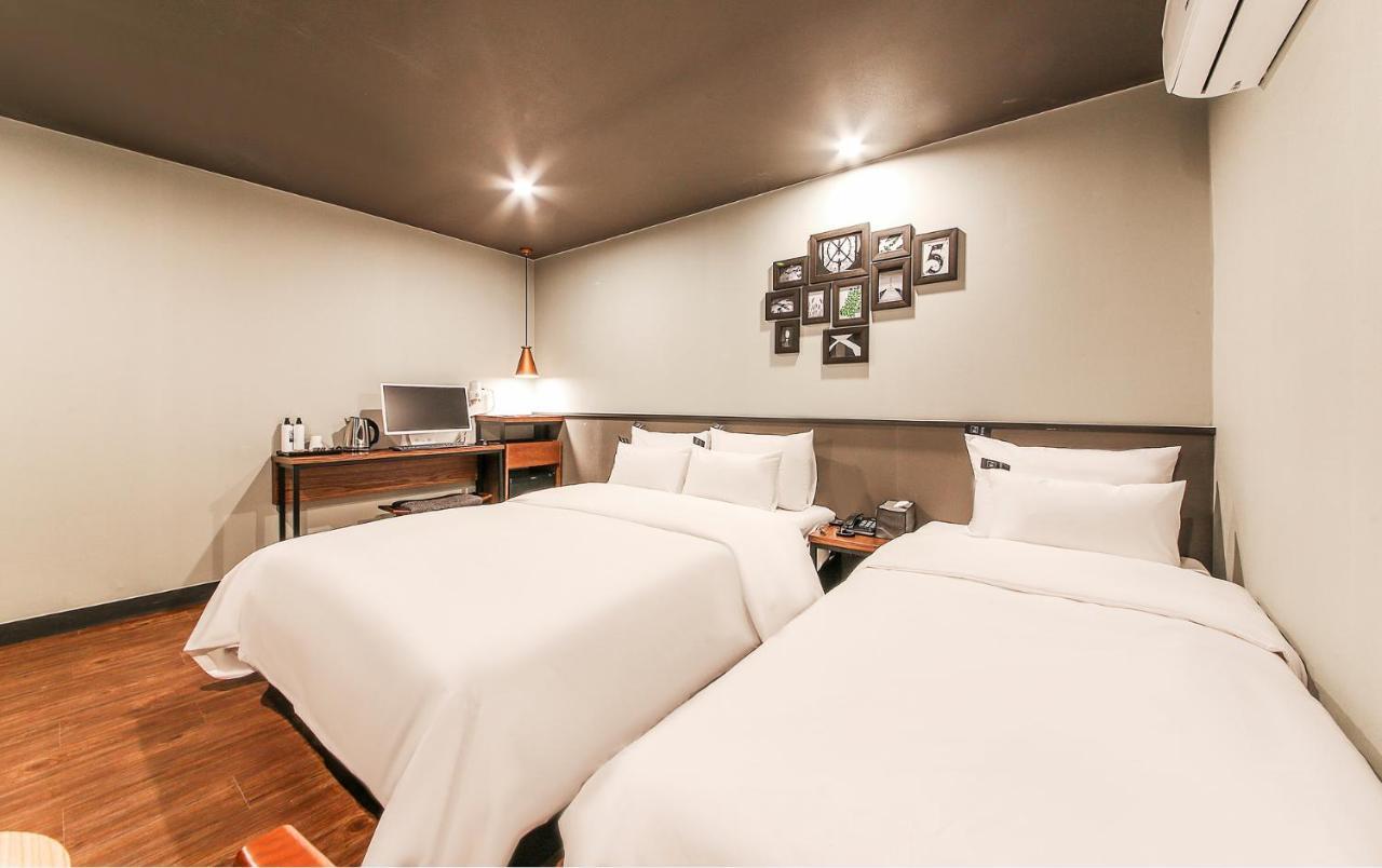 นัมเบอร์25 โฮเทล ควางกันรี Hotel ปูซาน ภายนอก รูปภาพ