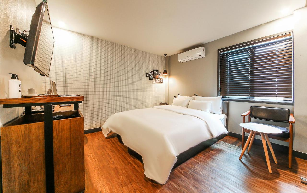 นัมเบอร์25 โฮเทล ควางกันรี Hotel ปูซาน ภายนอก รูปภาพ