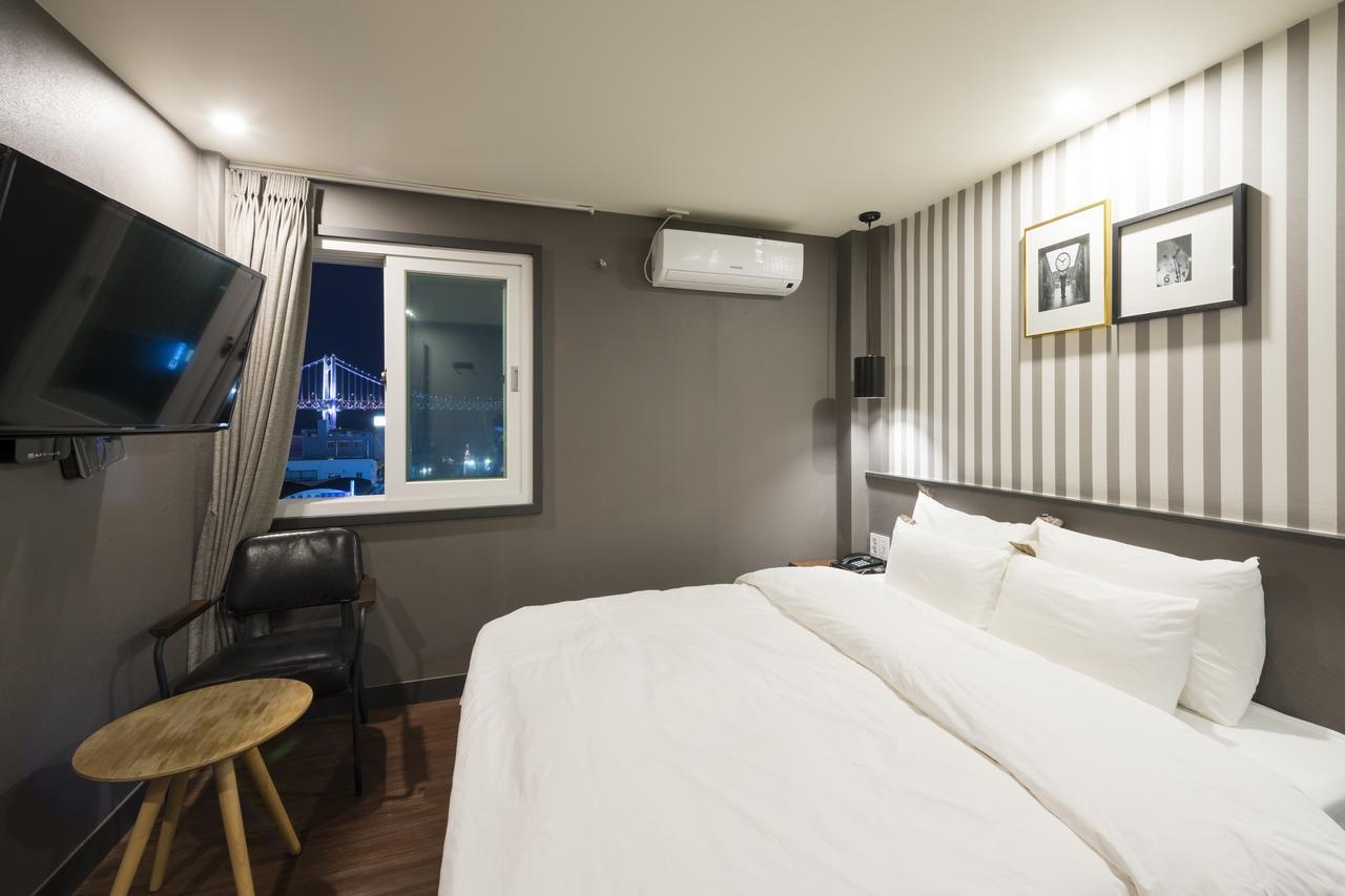 นัมเบอร์25 โฮเทล ควางกันรี Hotel ปูซาน ภายนอก รูปภาพ