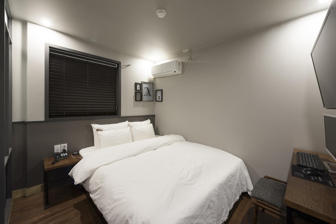 นัมเบอร์25 โฮเทล ควางกันรี Hotel ปูซาน ภายนอก รูปภาพ