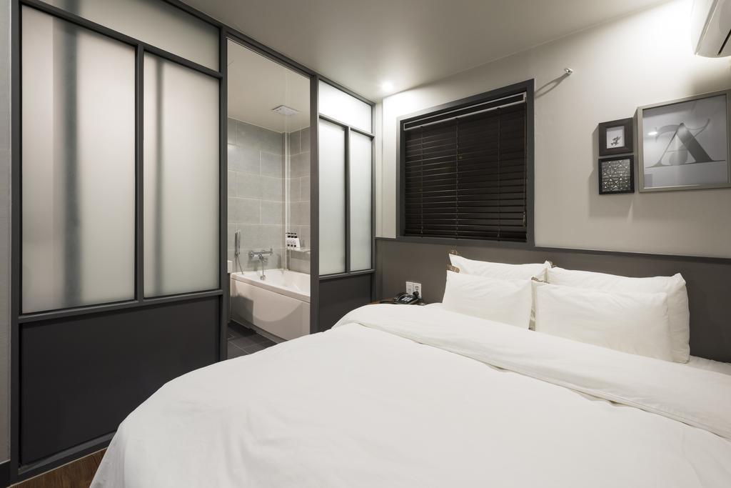 นัมเบอร์25 โฮเทล ควางกันรี Hotel ปูซาน ภายนอก รูปภาพ