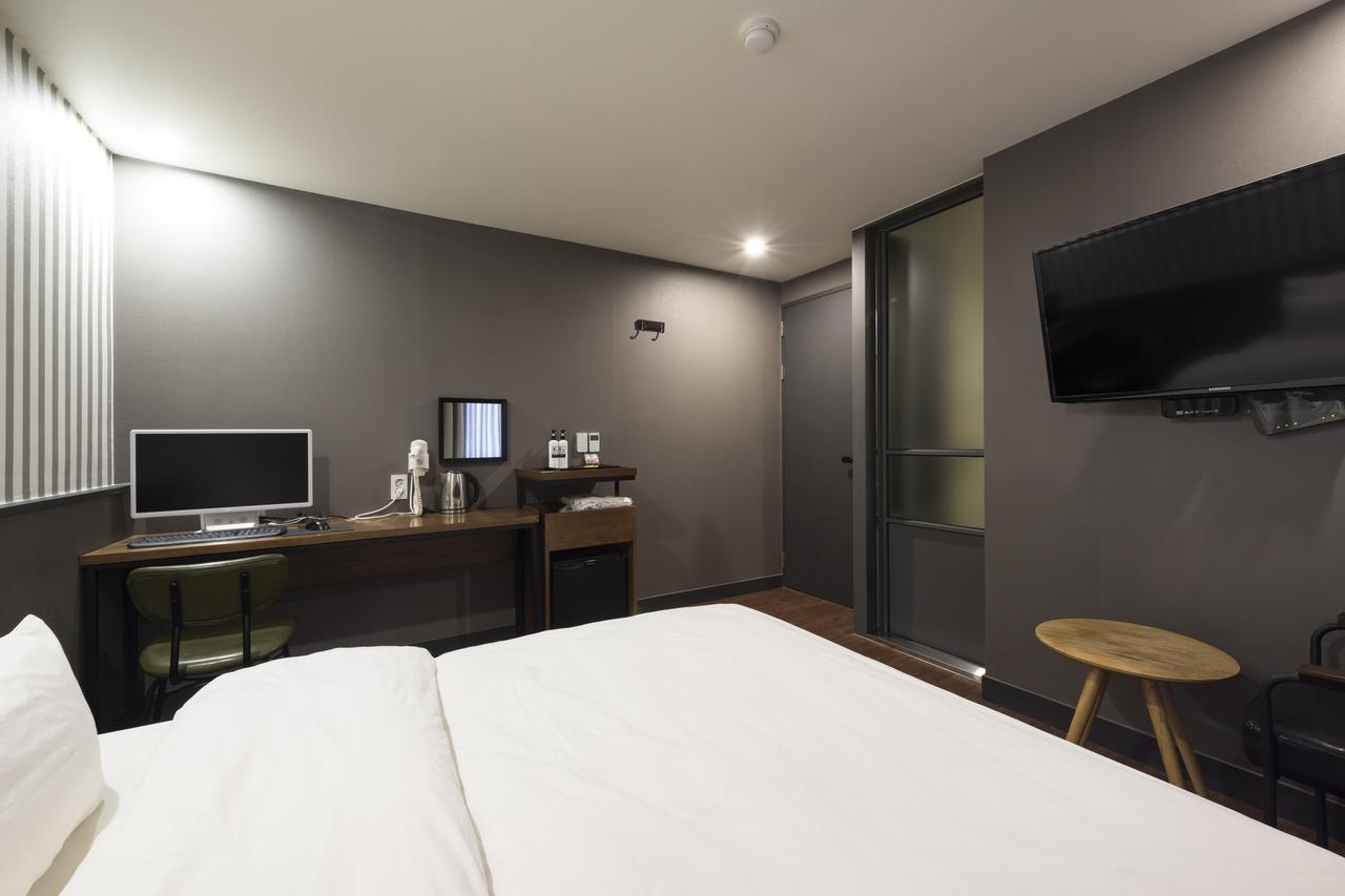 นัมเบอร์25 โฮเทล ควางกันรี Hotel ปูซาน ภายนอก รูปภาพ