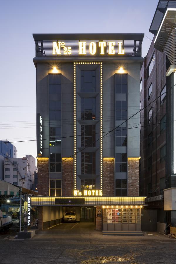 นัมเบอร์25 โฮเทล ควางกันรี Hotel ปูซาน ภายนอก รูปภาพ